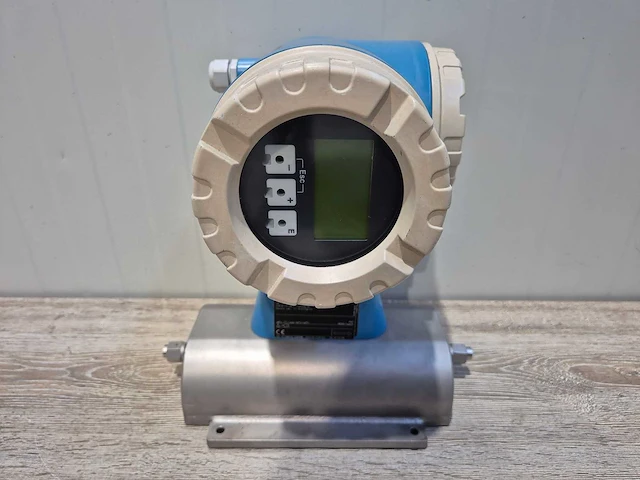Endress+hauser - promass 83 en promass a coriolis massameter - afbeelding 1 van  6