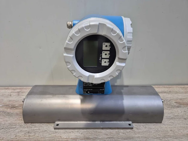 Endress+hauser - promass 83 en promass a coriolis massameter - afbeelding 1 van  6