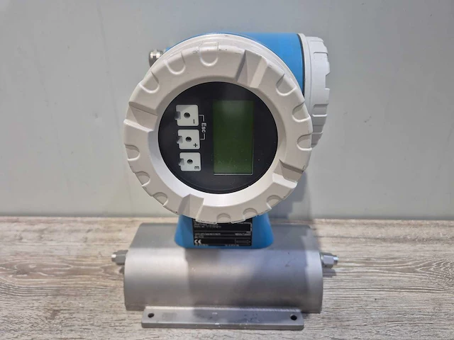 Endress+hauser - promass 83 en promass a coriolis massameter - afbeelding 1 van  6