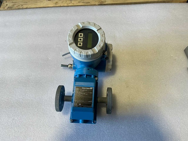 Endress&hauser promag 50/promag p electro magnetische flowmeter dn15/pn40 - afbeelding 1 van  7