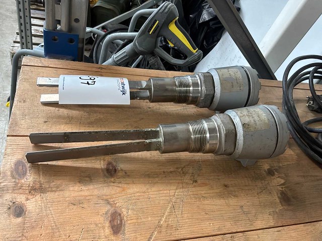 Endress+hauser soliphant ftm 930 vibrerende niveauschakelaar (2x) - afbeelding 1 van  3