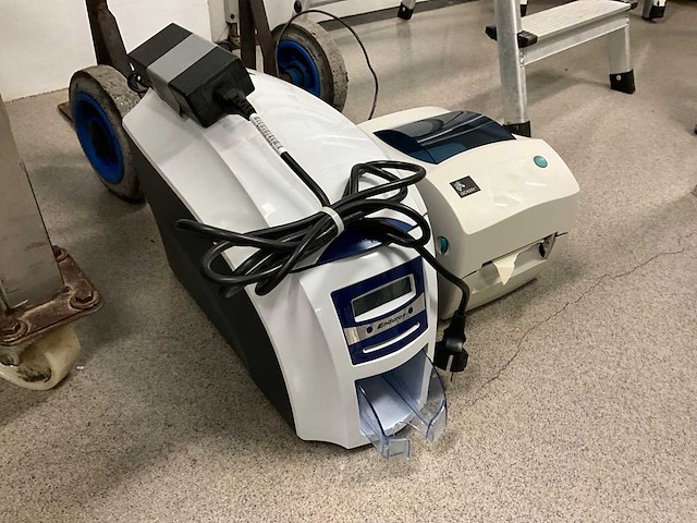 Enduro en zebra magicard labelprinter en prijskaart printer - afbeelding 1 van  1