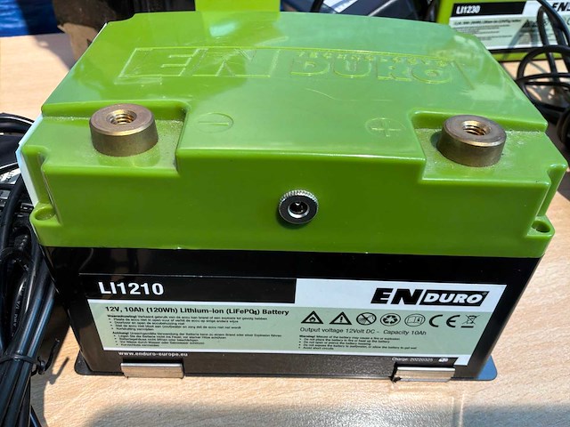 Enduro li1210 10ah caravan accu - afbeelding 2 van  3