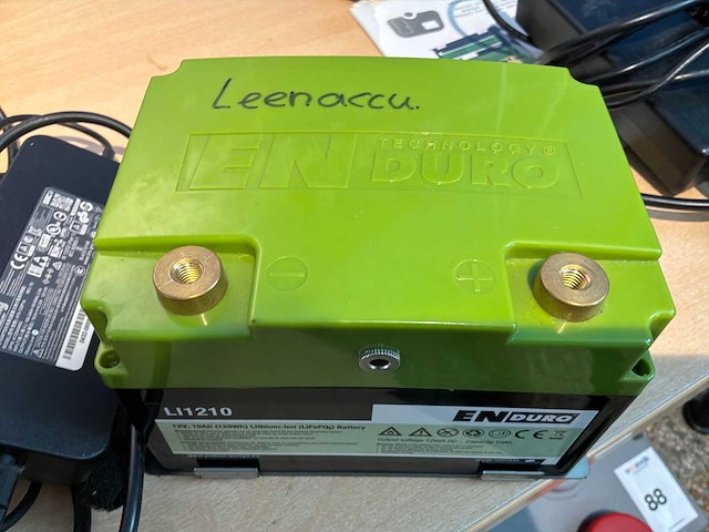 Enduro li1210 10ah caravan accu - afbeelding 2 van  4