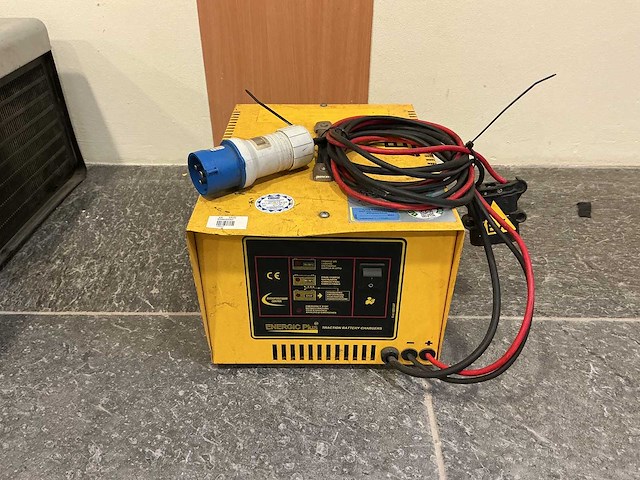 Energic plus - 24v 30a - battery chargers - afbeelding 1 van  2
