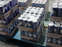 Energiedrank red bull sea blue edition juneberry 48 blikken. tht 3-26. bod is inclusief 7,20 euro statiegel... - afbeelding 1 van  2