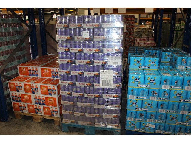 Energiedrank red bull spring edition walstro roze grapefruit. 240 trays a 12 x 0,25l. 2880 blikken. tht 3-2... - afbeelding 1 van  2