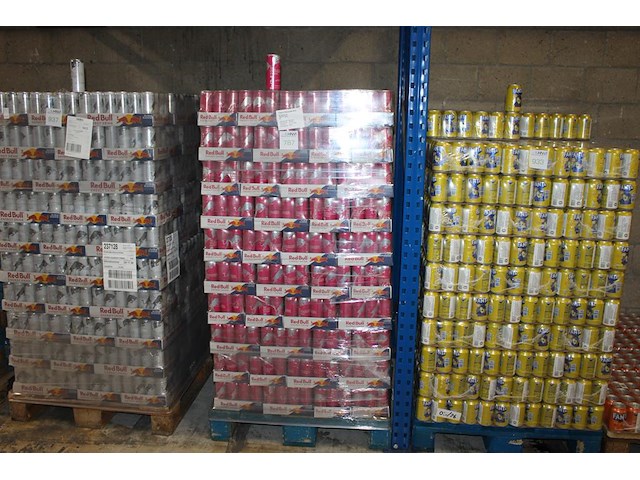 Energiedrank red bull summer edition witte perzik. 240 trays a 12 x 0,25l. 2880 blikken. tht 3-26. bod is i... - afbeelding 1 van  3