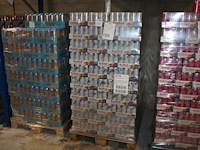Energiedrank red bull white edition kokos blaubeere. 240 trays a 12 x 0,25l. 2880 blikken. tht 11-26.
