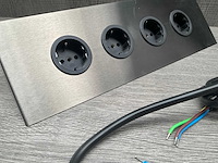 Energiezuil caressi met 4 randaarde stopcontacten gun metal - afbeelding 2 van  2