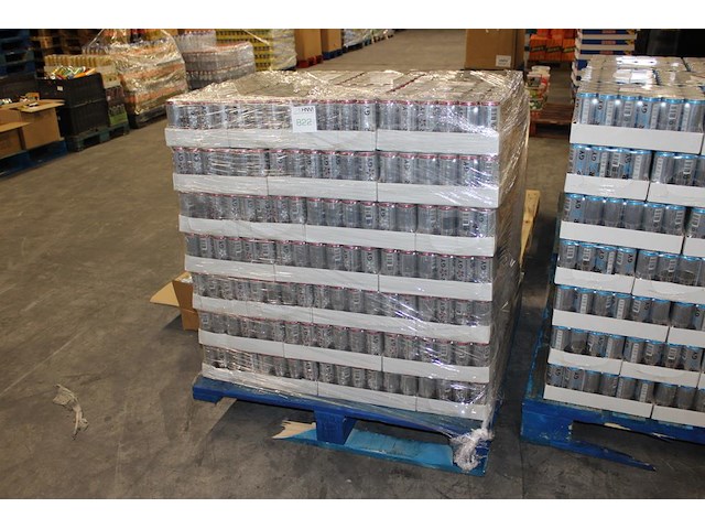 Energy slammers powerdrink. 99 trays a 24 blikken 0,25l. 2376 blikken. tht 8-26. bod is inclusief 356,40 ... - afbeelding 1 van  3