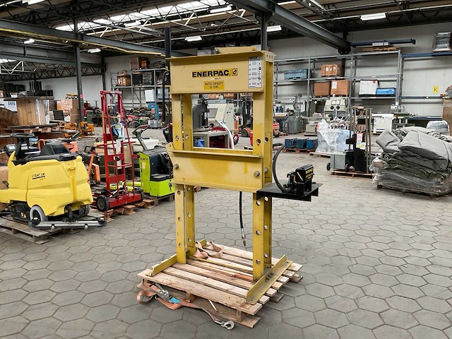 Enerpac c215900 hydraulische werkplaatspers - afbeelding 1 van  11