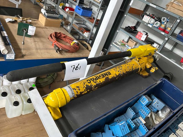 Enerpac hydrauliek pomp - afbeelding 1 van  3