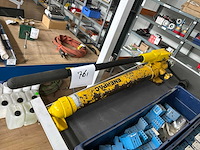 Enerpac hydrauliek pomp - afbeelding 1 van  3