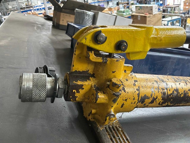 Enerpac hydrauliek pomp - afbeelding 3 van  3