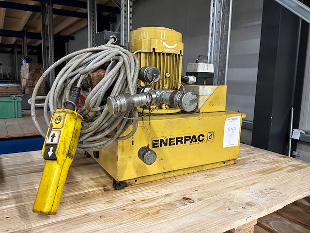 Enerpac hydrauliekpomp - afbeelding 3 van  5