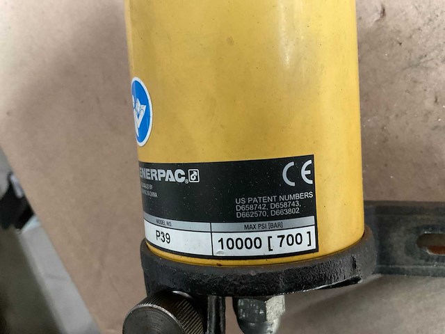 Enerpac hydraulische handpomp - afbeelding 3 van  3