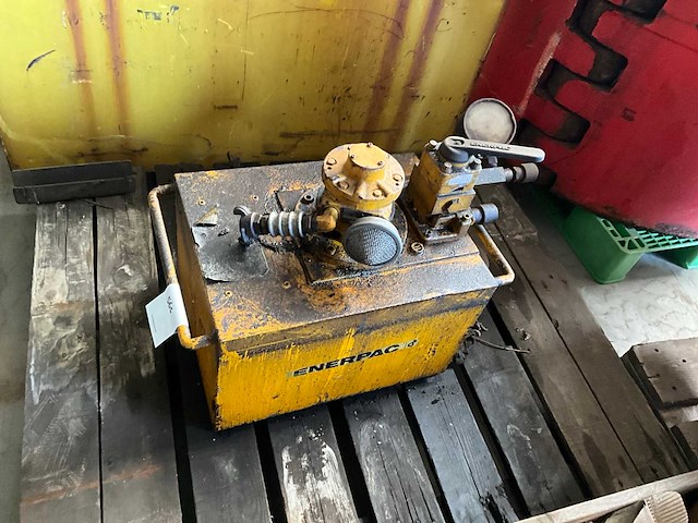 Enerpac hydraulische handpomp - afbeelding 1 van  5