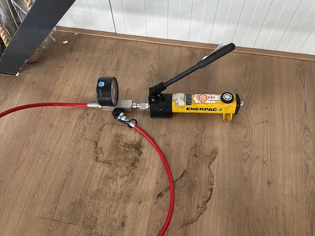 Enerpac hydraulische pers - afbeelding 1 van  3