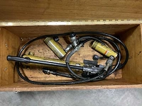 Enerpac p392 hydraulische handpomp - afbeelding 3 van  5