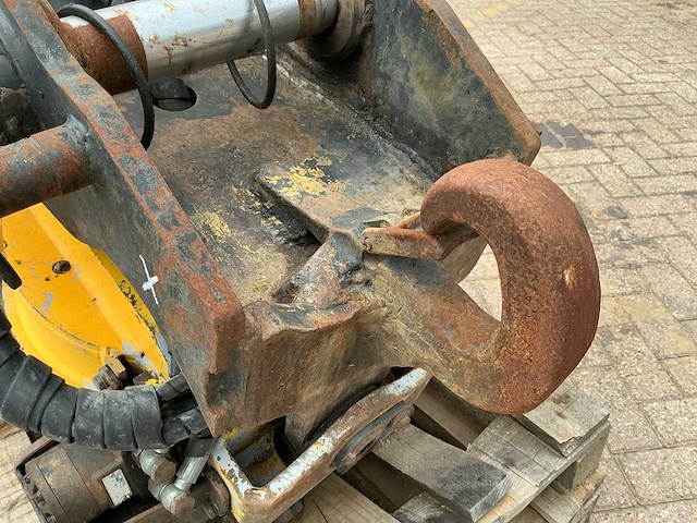 Engcon ec 15 draaikantelstuk s1 conector - afbeelding 3 van  15