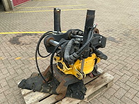 Engcon ec 15 draaikantelstuk s1 conector - afbeelding 1 van  14