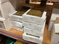 Engelenhaar, pieken en bijstekers - afbeelding 14 van  16