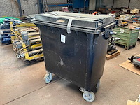Engels afvalcontainer - afbeelding 1 van  4