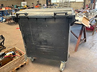 Engels afvalcontainer - afbeelding 3 van  4
