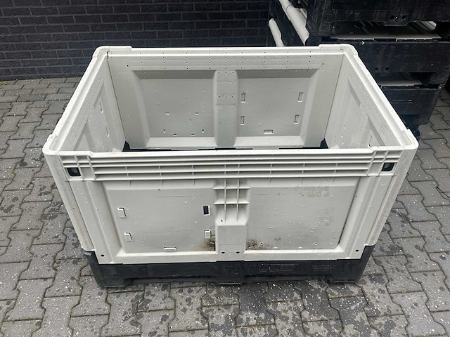 Engels uitklapbare kunststof palletbak (8x) - afbeelding 1 van  2