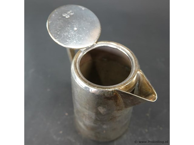 Engelse verzilverde koffiepot - afbeelding 3 van  5