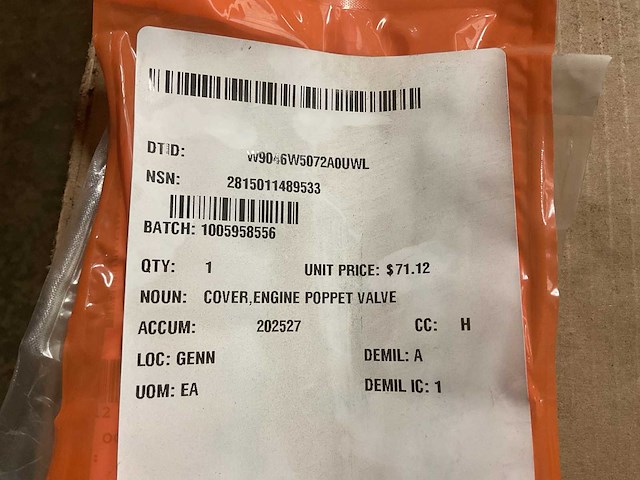 Engine poppet cover - afbeelding 1 van  6