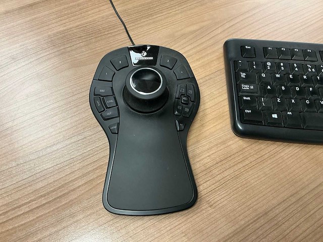 Engineering pc opstelling (4x) - afbeelding 6 van  18