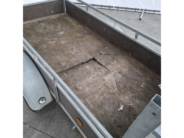 Enkelas aanghangwagen - afbeelding 8 van  16