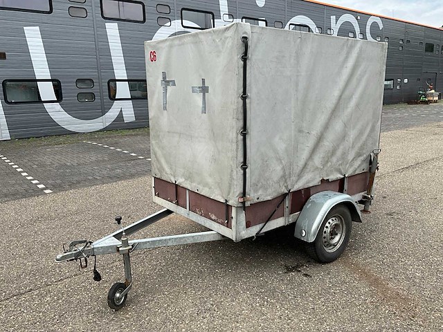 Enkelas huif aanhangwagen - afbeelding 1 van  8