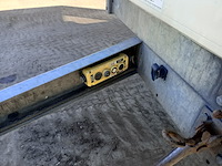 Enkelas kipper aanhanger, hapert, 2013 - afbeelding 7 van  23