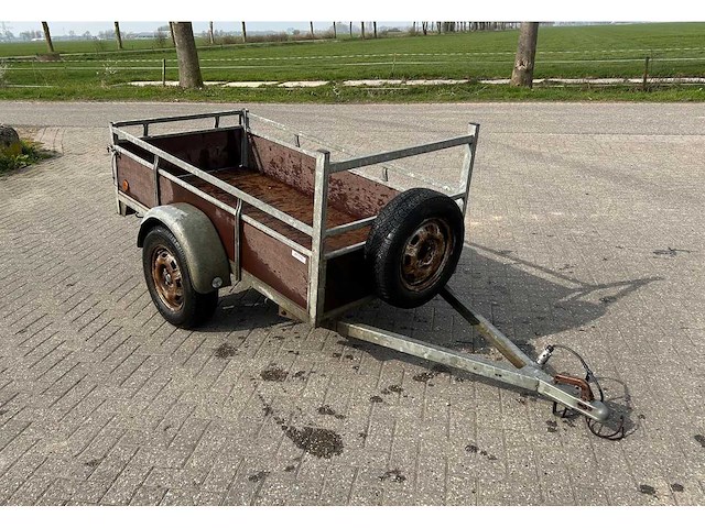 Enkelassige open bakaanhangwagen - afbeelding 1 van  5