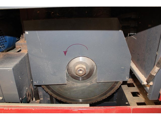 Enkele pennenbank saomad utp150/6 met kast met hulpstukken. bouwjaar 1998. 400v. let op: exclusief stofafzu... - afbeelding 4 van  7