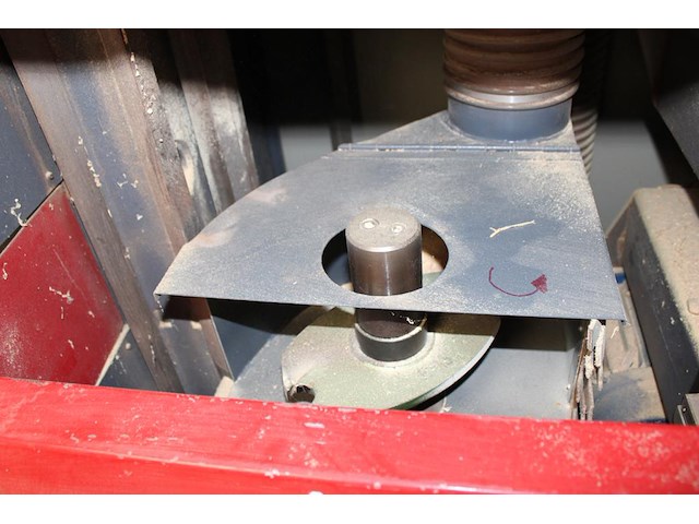 Enkele pennenbank saomad utp150/6 met kast met hulpstukken. bouwjaar 1998. 400v. let op: exclusief stofafzu... - afbeelding 5 van  7