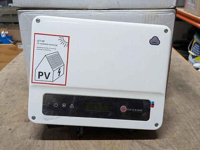 Enkelfasige grid-tied pv-omvormer, goodwe, gw2500-xs - afbeelding 2 van  4
