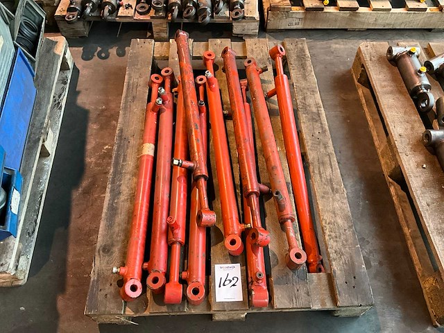 Enkelwerkende hydrauliek cilinder (10x) - afbeelding 1 van  4