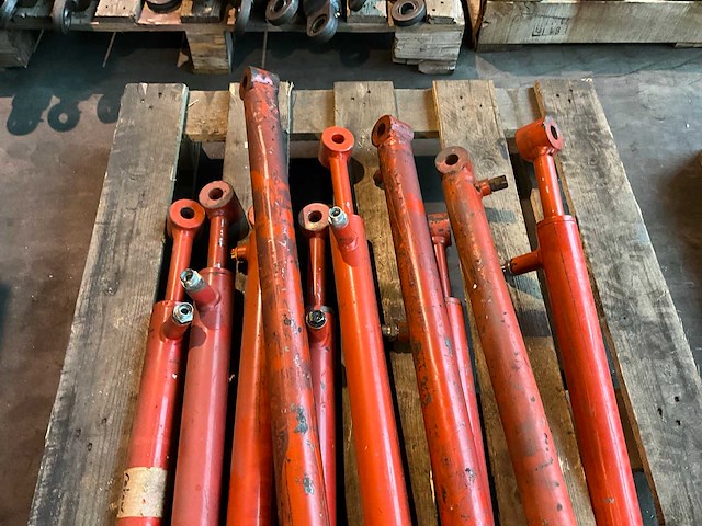 Enkelwerkende hydrauliek cilinder (10x) - afbeelding 4 van  4