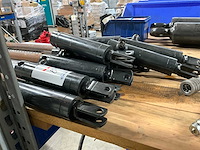 Enkelwerkende hydraulische cilinder (14x) - afbeelding 3 van  3