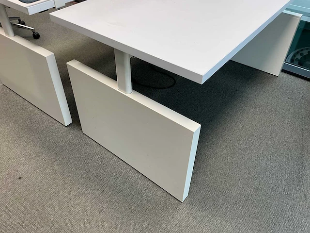 Enkelzijdig bureau - afbeelding 2 van  3