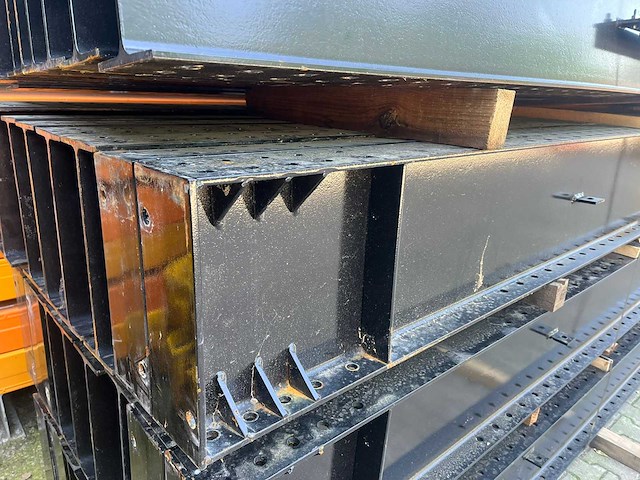 Enkelzijdige draagarmstelling 8x32 - afbeelding 7 van  14