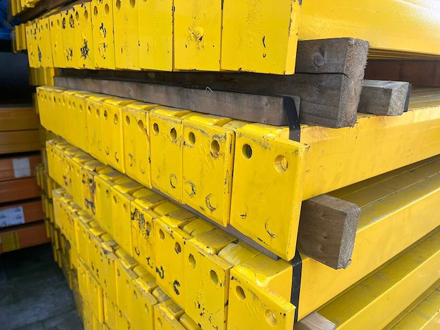 Enkelzijdige draagarmstelling 8x32 - afbeelding 5 van  8