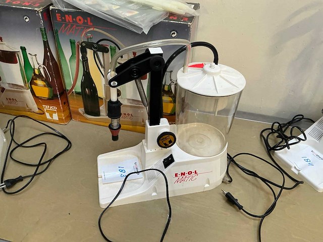 Enol - matic - flessenvulapparaat - afbeelding 1 van  4