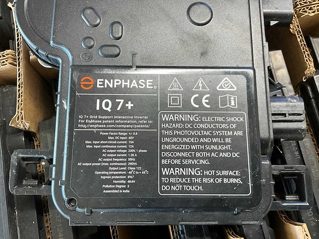 Enphase iq7+ omvormer (14x) - afbeelding 2 van  4