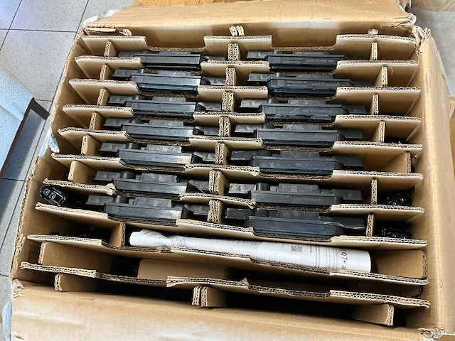 Enphase iq7+ omvormer (14x) - afbeelding 3 van  4