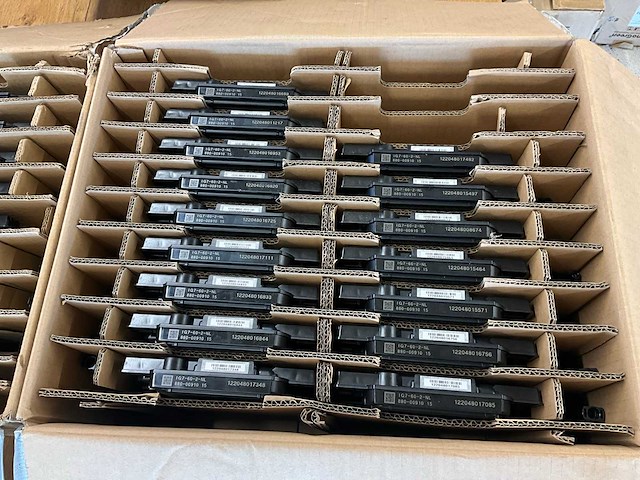 Enphase iq7 omvormer (16x) - afbeelding 2 van  3